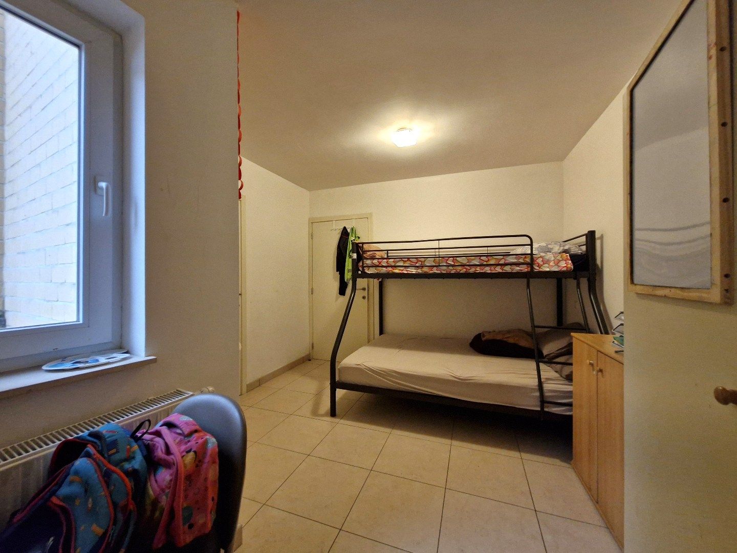 Ruim drieslaapkamerappartement met zonnig terras nabij de zeedijk van Heist. foto 10