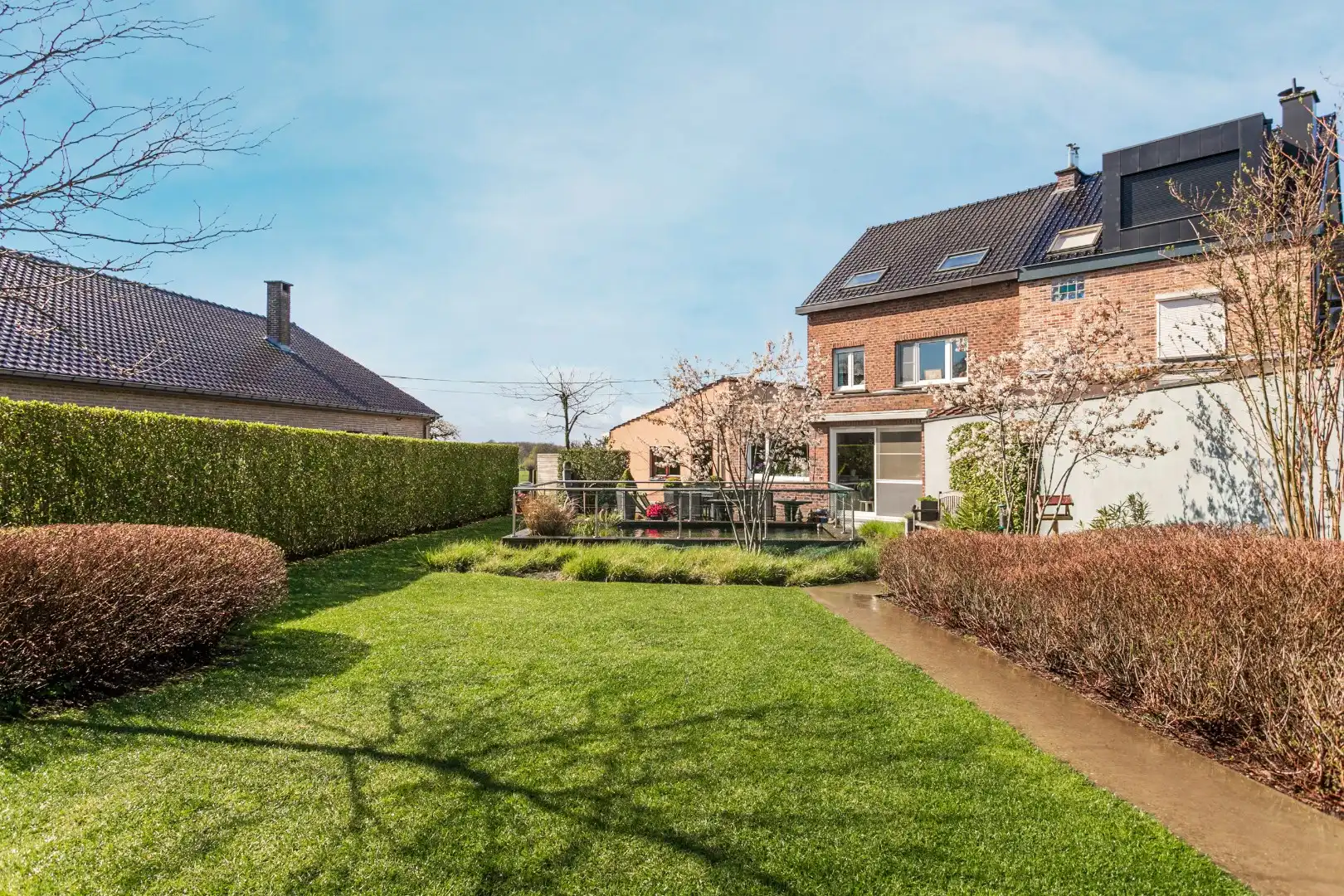 Energiezuinige woning met 5 slpk, tuin en garage foto 12