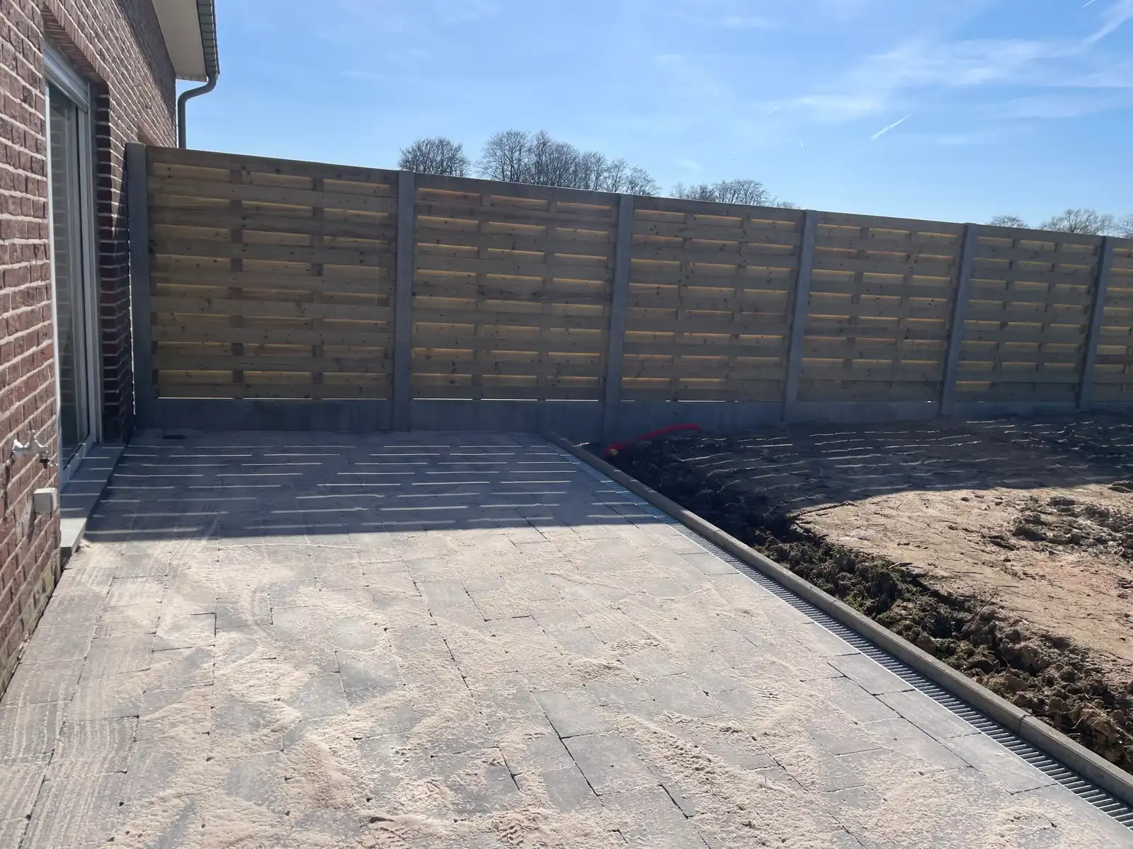 Leemans Immobiliën stelt u deze volledig gerenoveerde woning voor, gelegen op een gegeerde en centrale locatie in Asse. foto 12