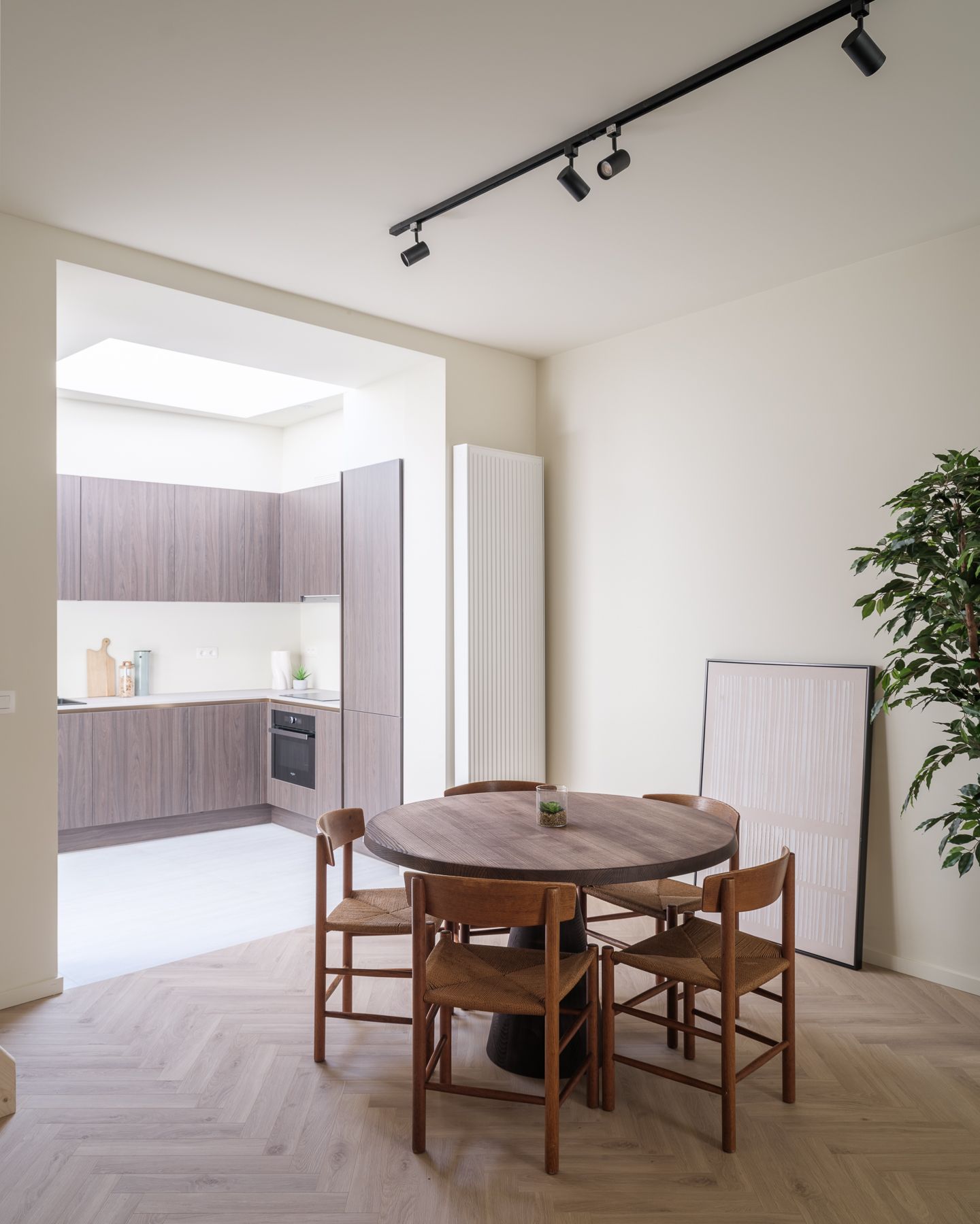 Stijlvol gerenoveerde woning vlakbij het Keizerpark foto 5