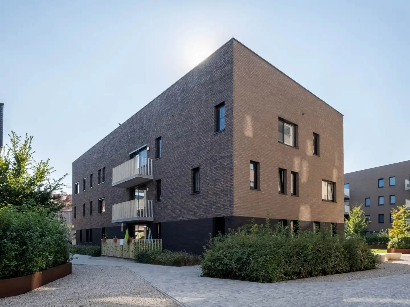 Appartement met twee slaapkamers en terras foto 11