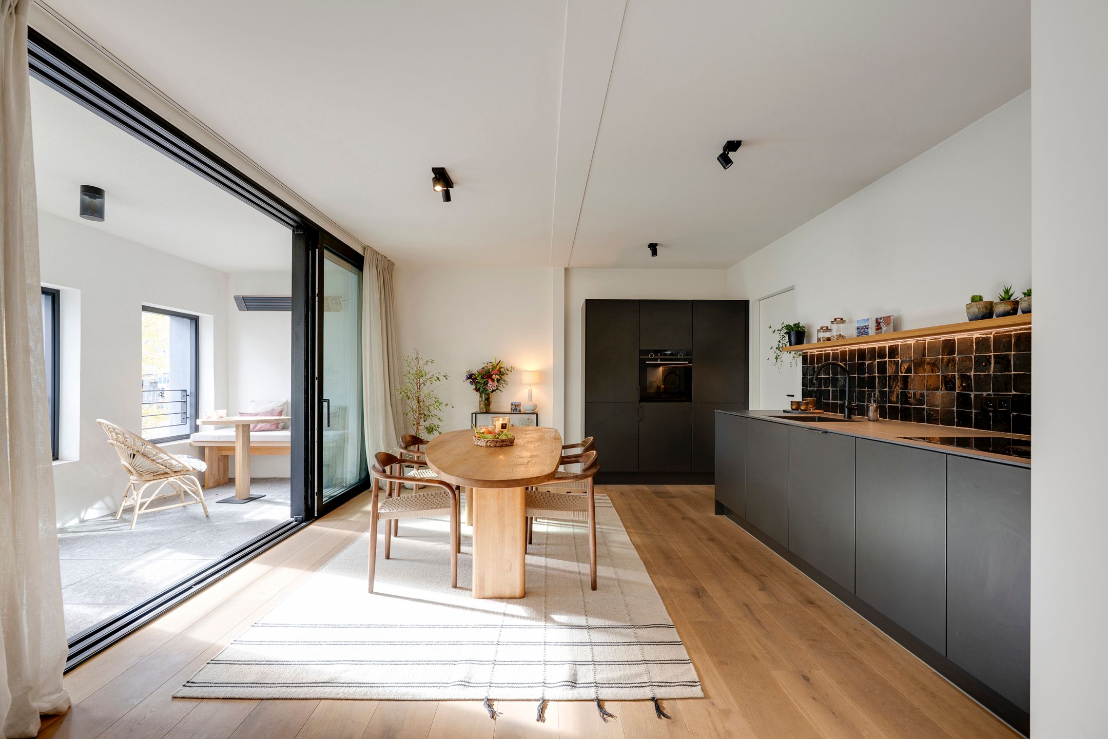 Luxueus nieuw app met 2 terrassen + 2 parkings vlakbij Zuid foto 4