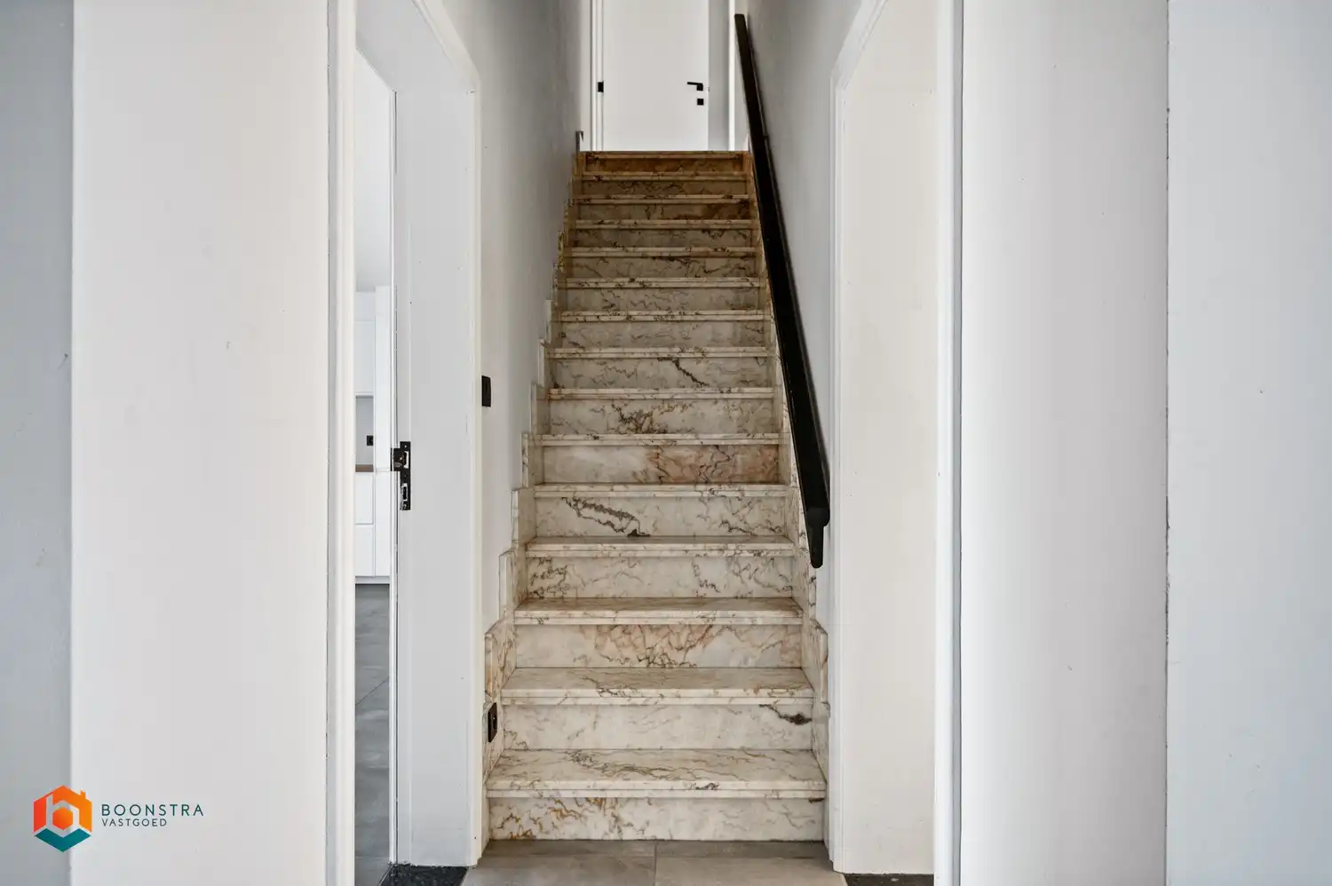 Instapklare woning met 3 slpkrs en tuin foto 10