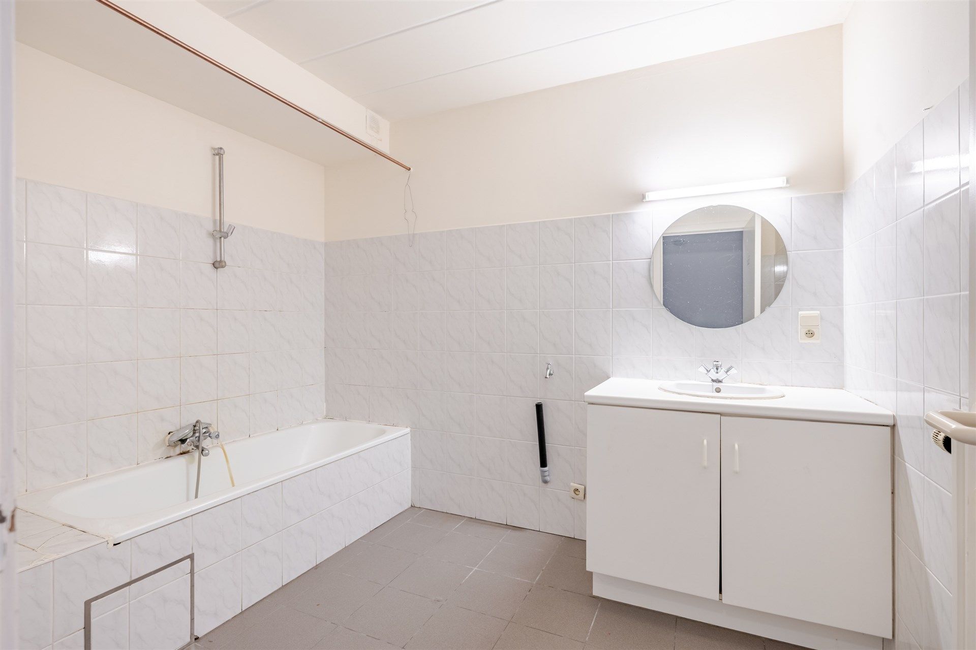 Opbrengsteigendom bestaande uit 6 ruime appartementen + 7 ondergrondse autostaanplaatsen foto 5