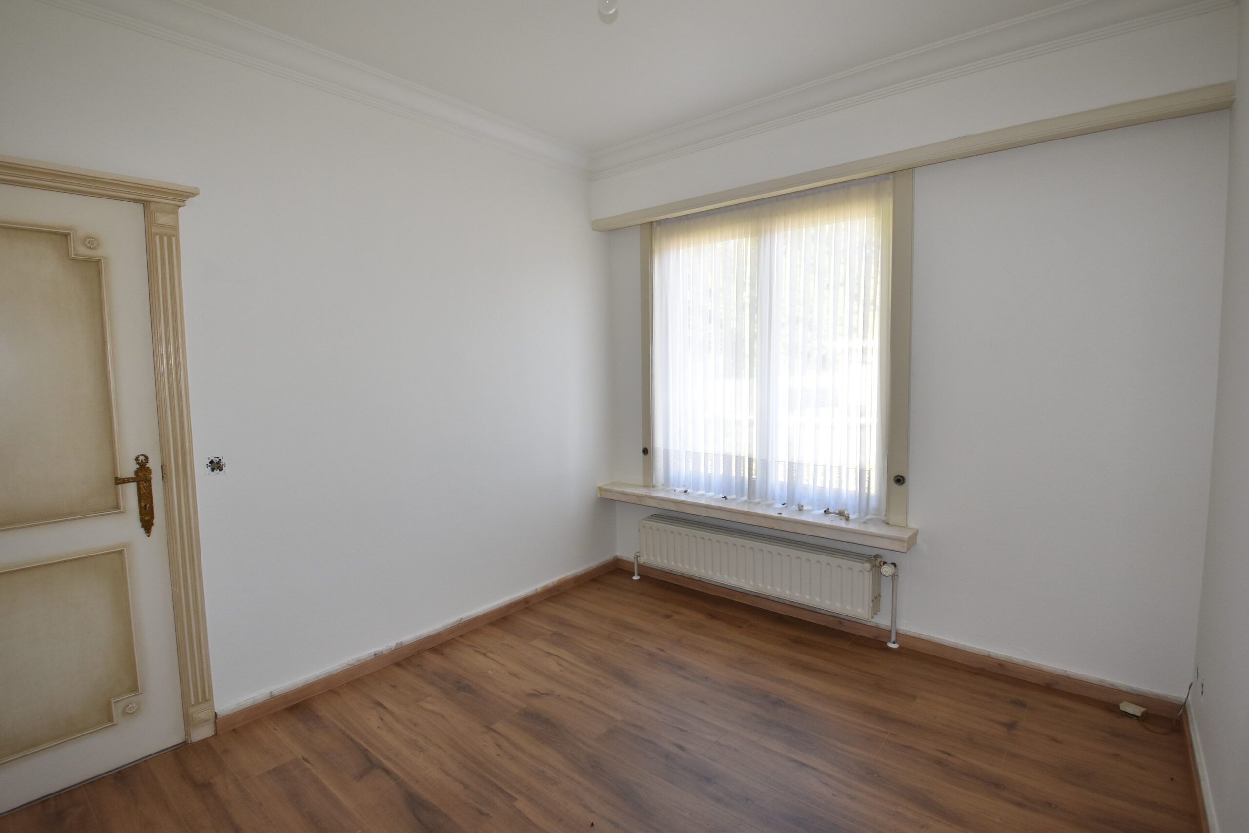 Ruime bungalow met tuin in rustige doodlopende straat te Nieuwkerken foto 4