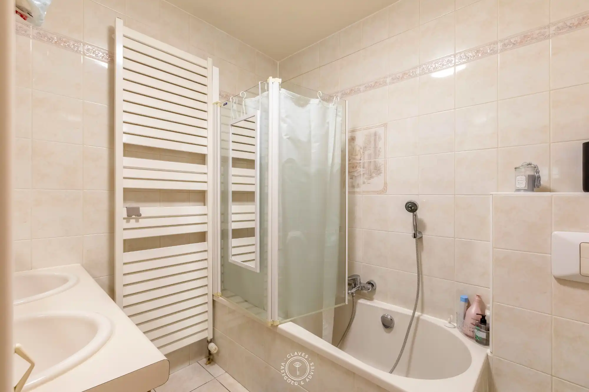 Uniek boothuis met terras en eigen aanlegsteiger aan de jachthaven van Blankenberge foto 12