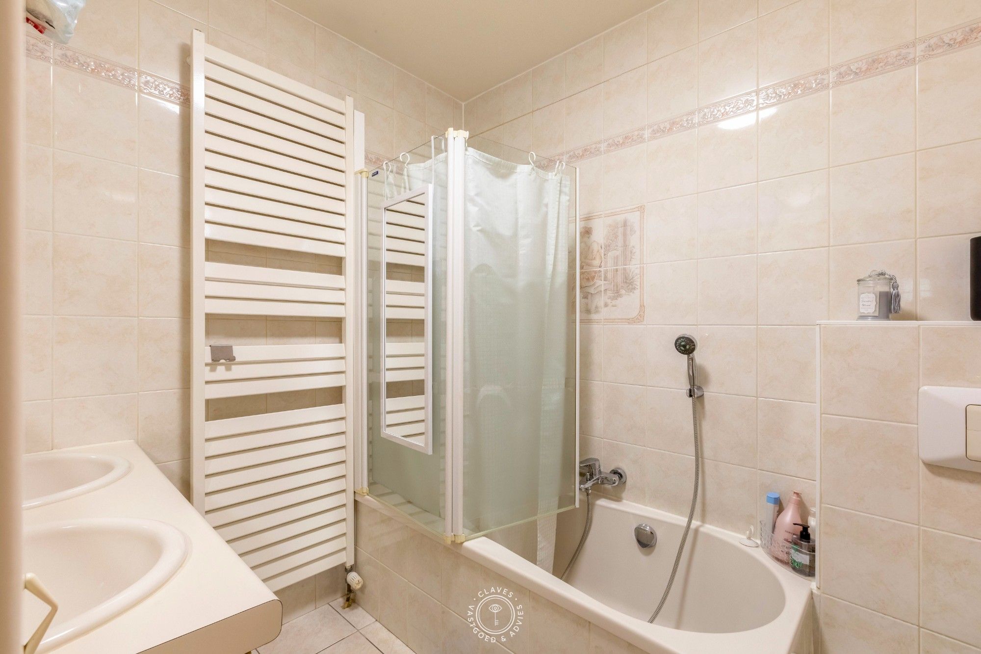 Uniek boothuis met terras en eigen aanlegsteiger aan de jachthaven van Blankenberge foto 12