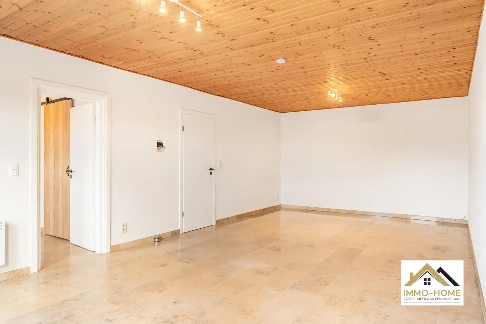 Gerenoveerd 2 slaapkamerappt !!! foto 5