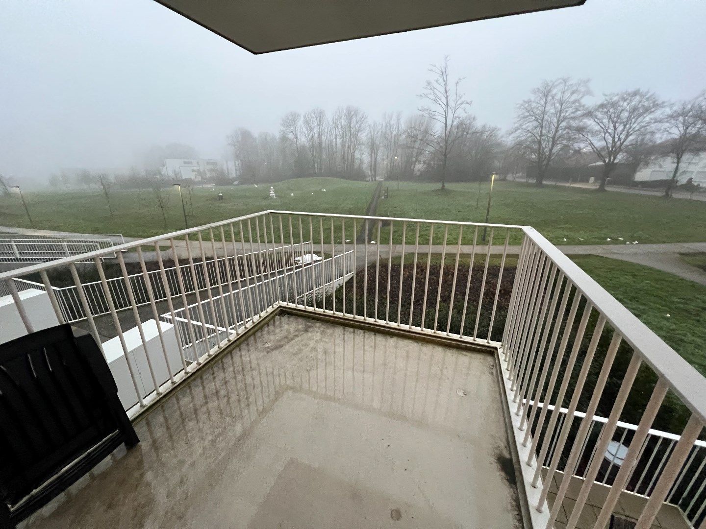 Modern appartement met 3 slpks, terras en autostaanplaats foto 2