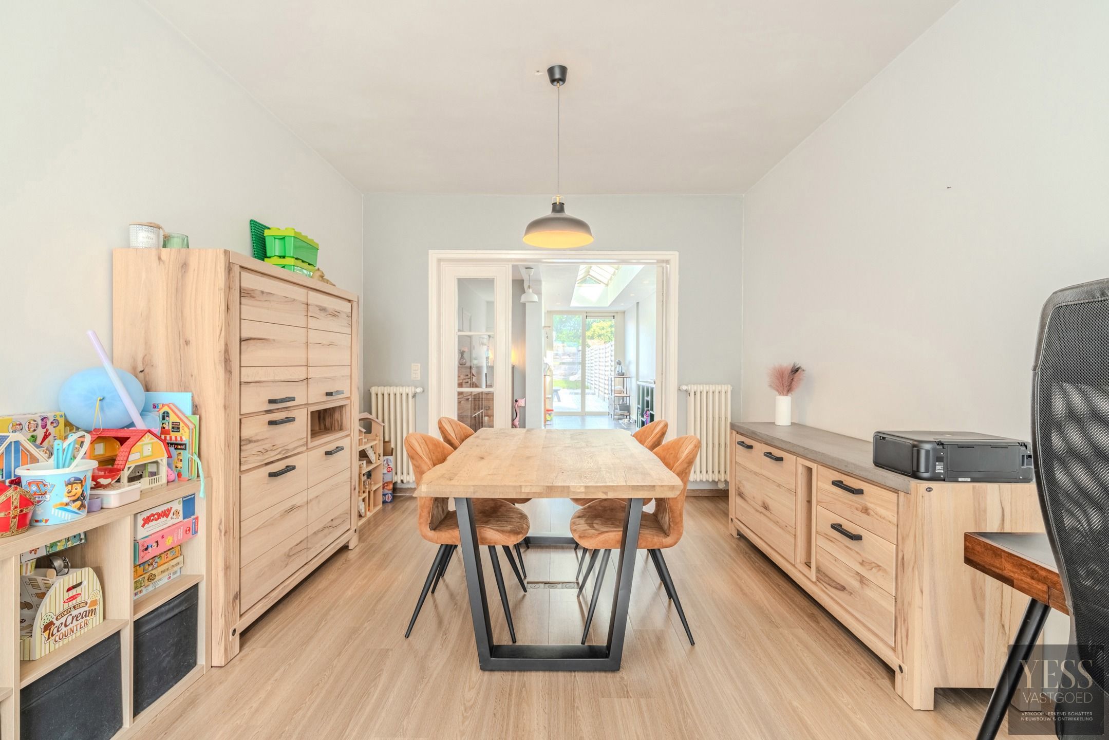 Charmante woning te koop in de Stationsstraat te Lissewege! foto 5