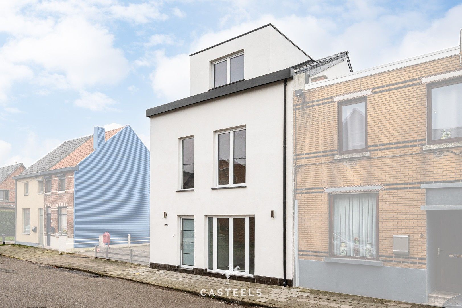 Hoofdfoto van de publicatie: Nieuwbouw woning met karakter te Zelzate