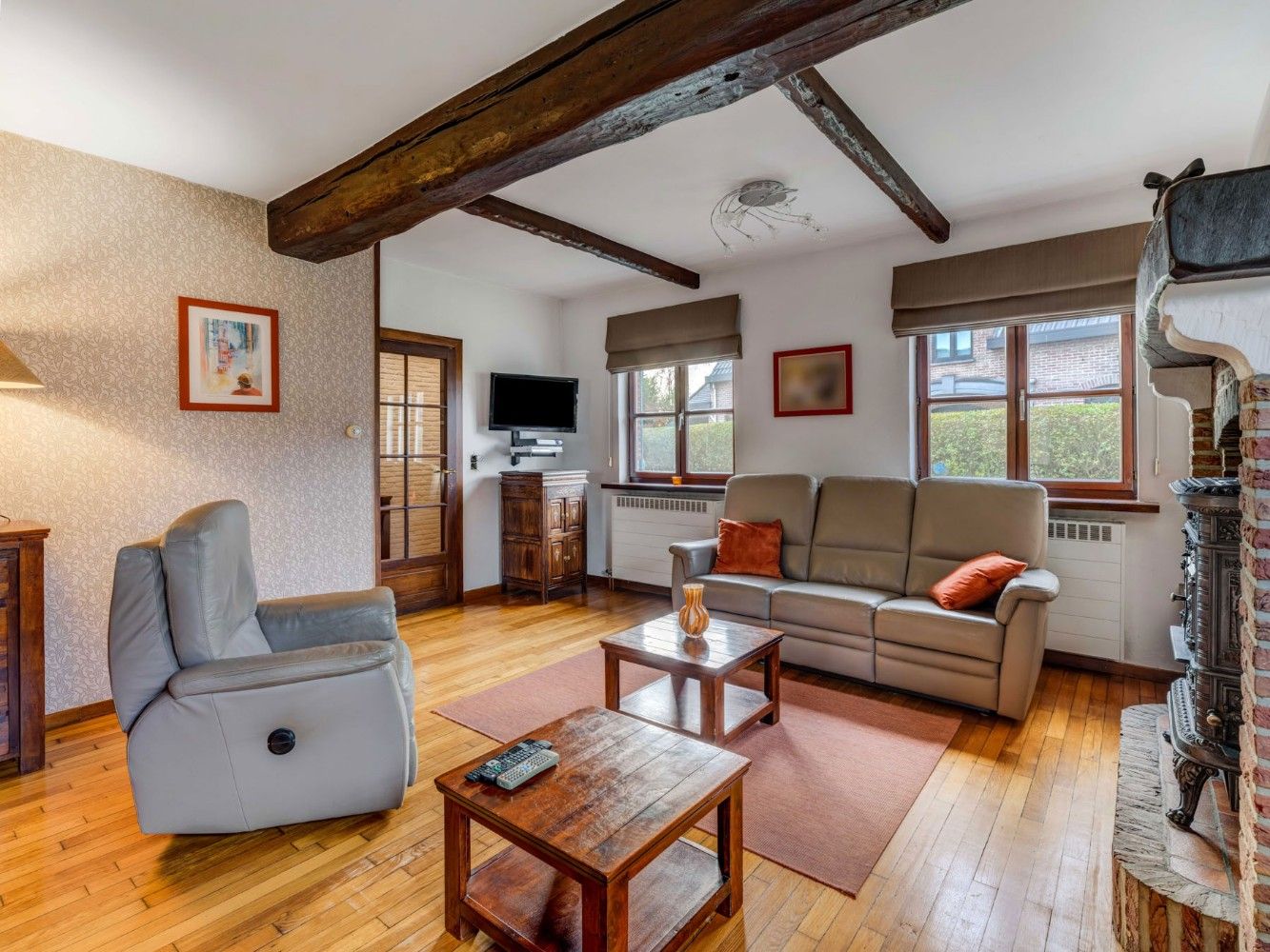 Toffe open bebouwing met 3 à 4 slpk., dubbele garage en tuin foto 6