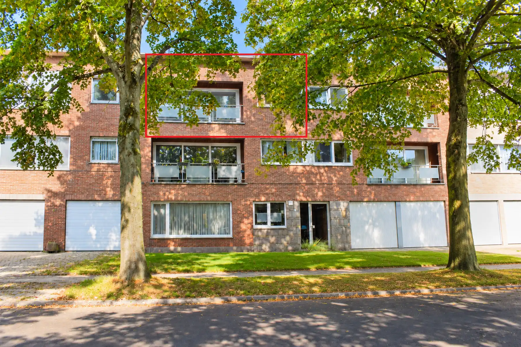 TOF APPARTEMENT MET 2 SLPKS IN BUIZEGEM foto 9