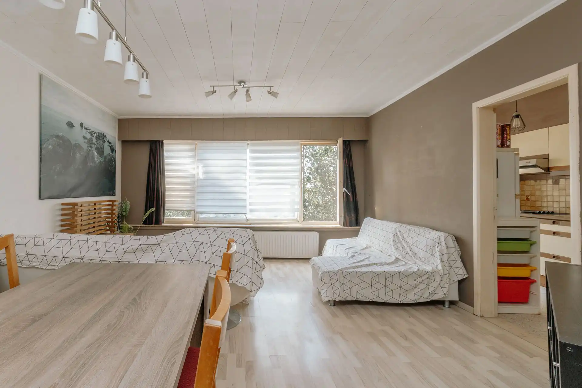 Te renoveren appartement met tuin en parking in Schoten foto 3