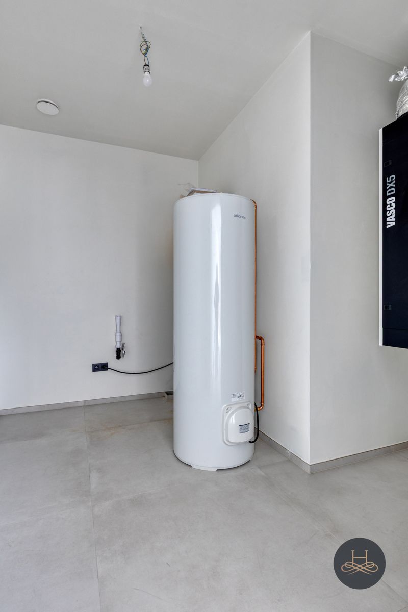 Lichtrijke nieuwbouw met 4 slaapkamers foto 35