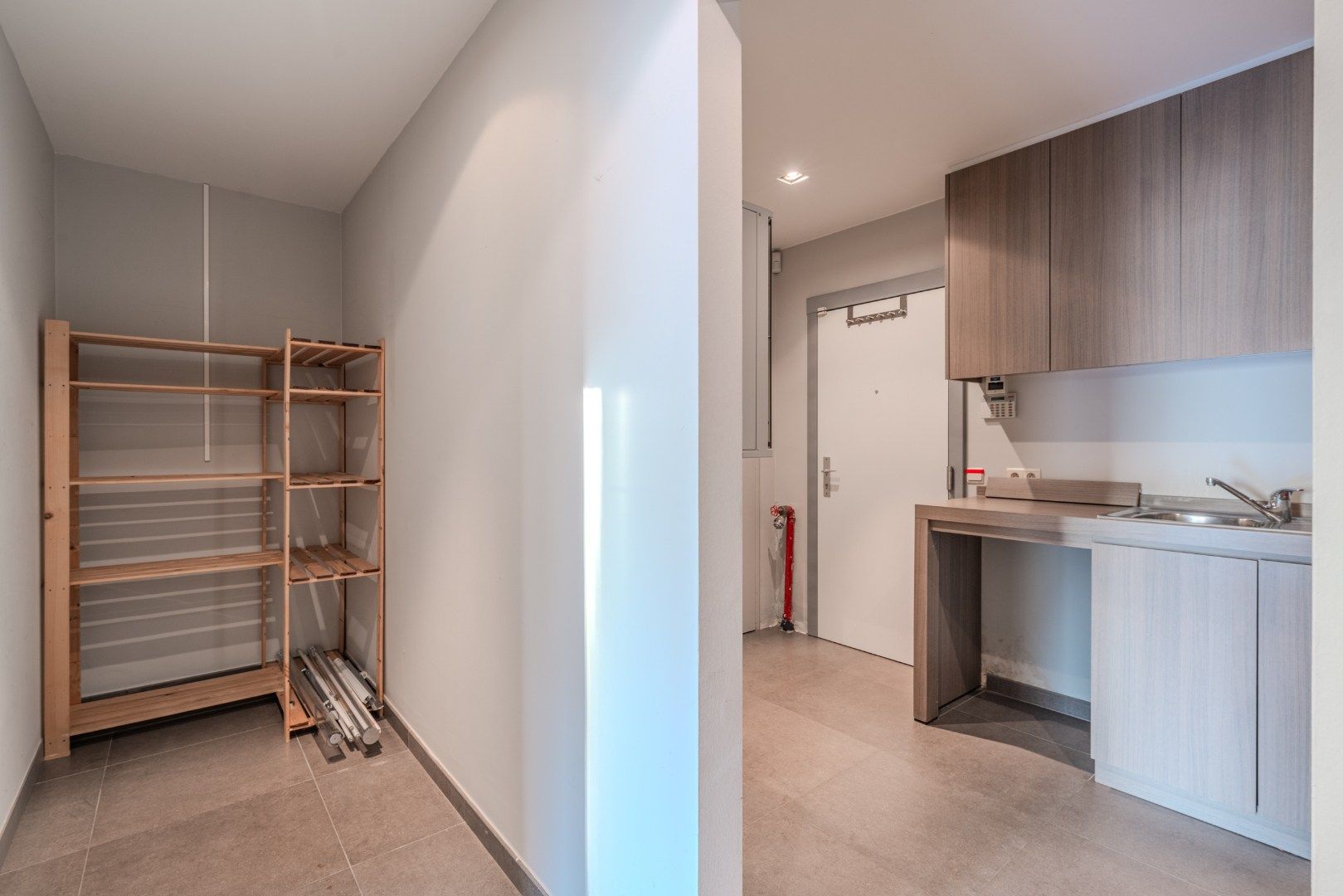 Standingvol handelspand op topligging in Nieuwpoort-Bad foto 12