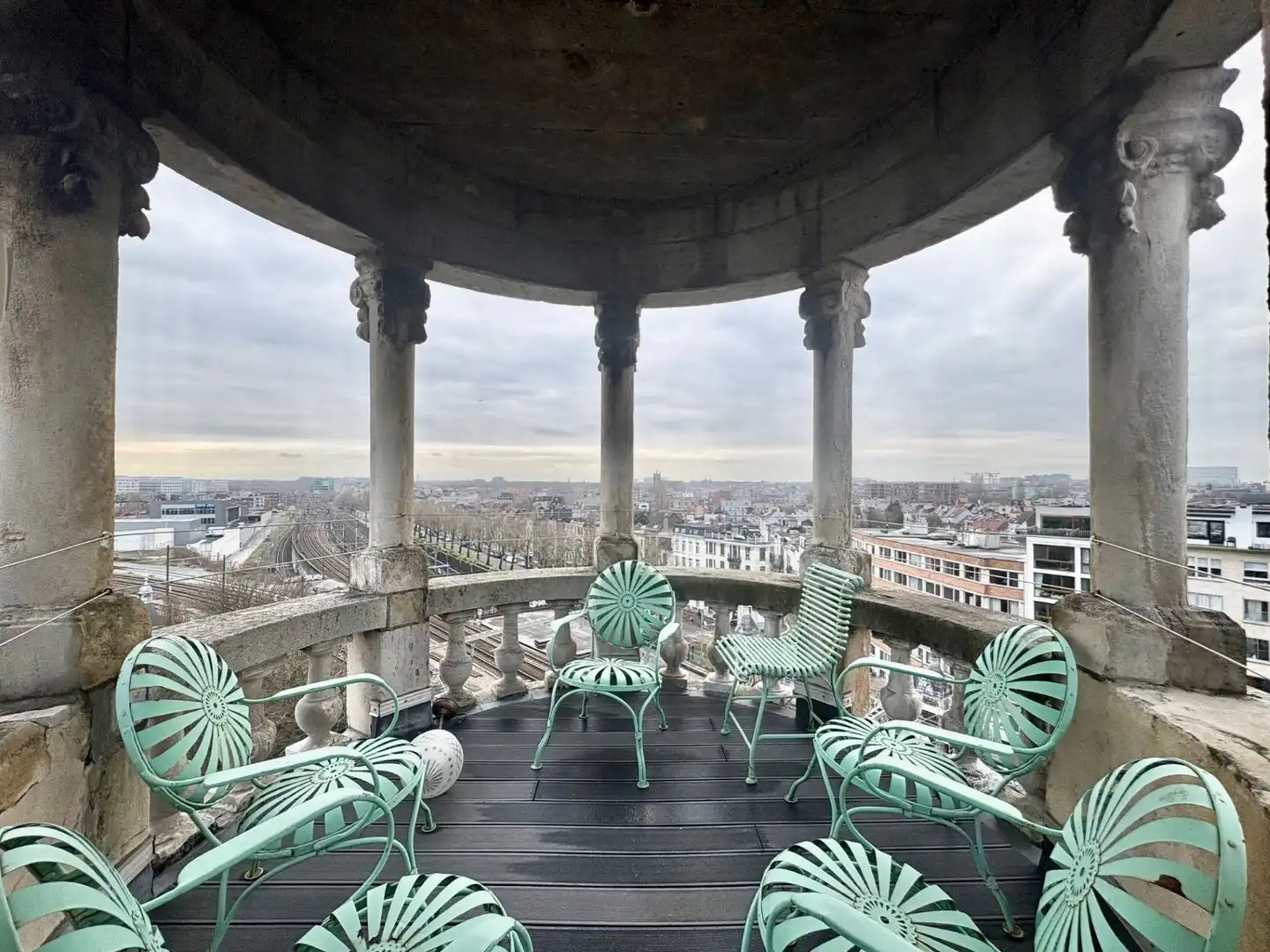 Uniek penthouse met 4 slaapkamers en ruim privéterras in Zurenborg foto 33