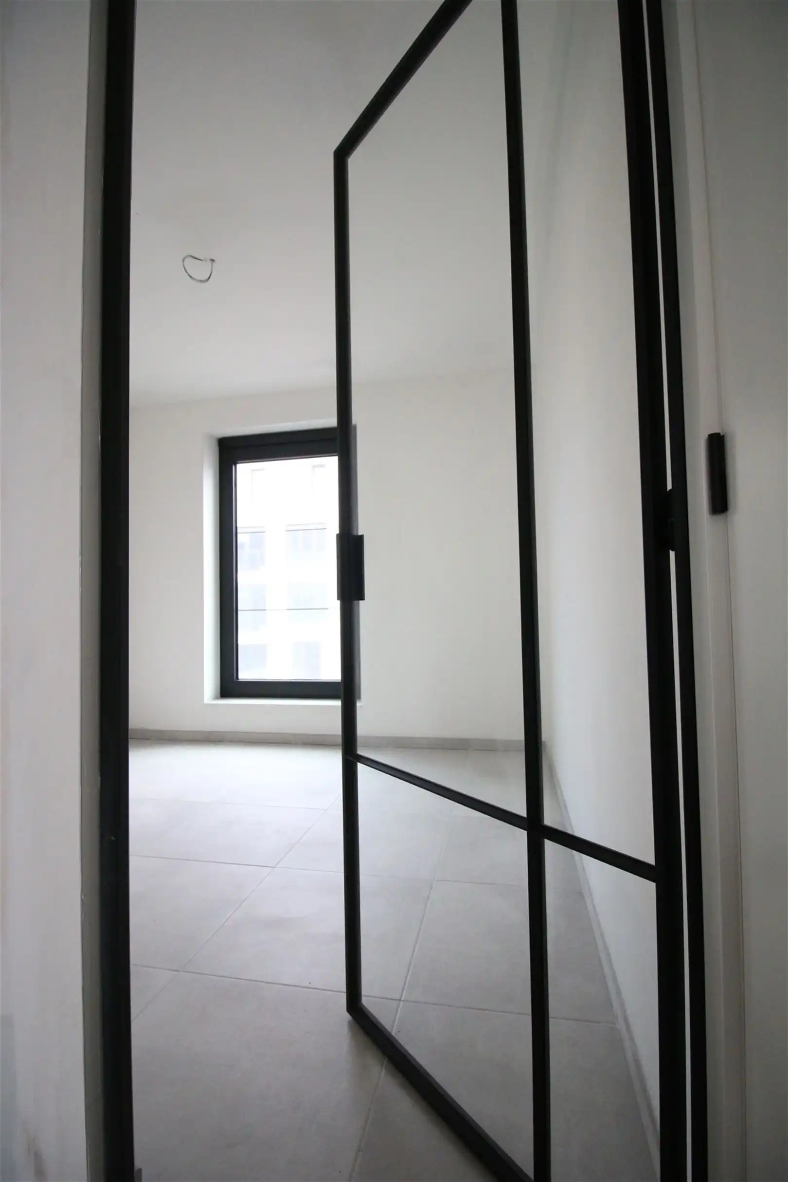 Nieuwbouw appartement met 2 slaapkamers, terras en parking foto 7