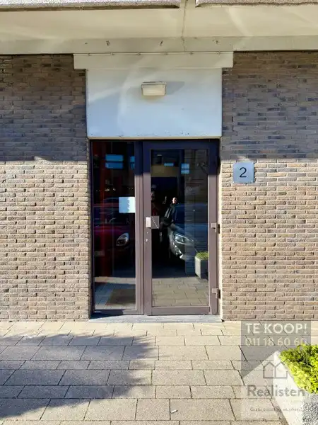 Totaal vernieuwd 2 slaapkamerappartement in hartje Hasselt foto 3