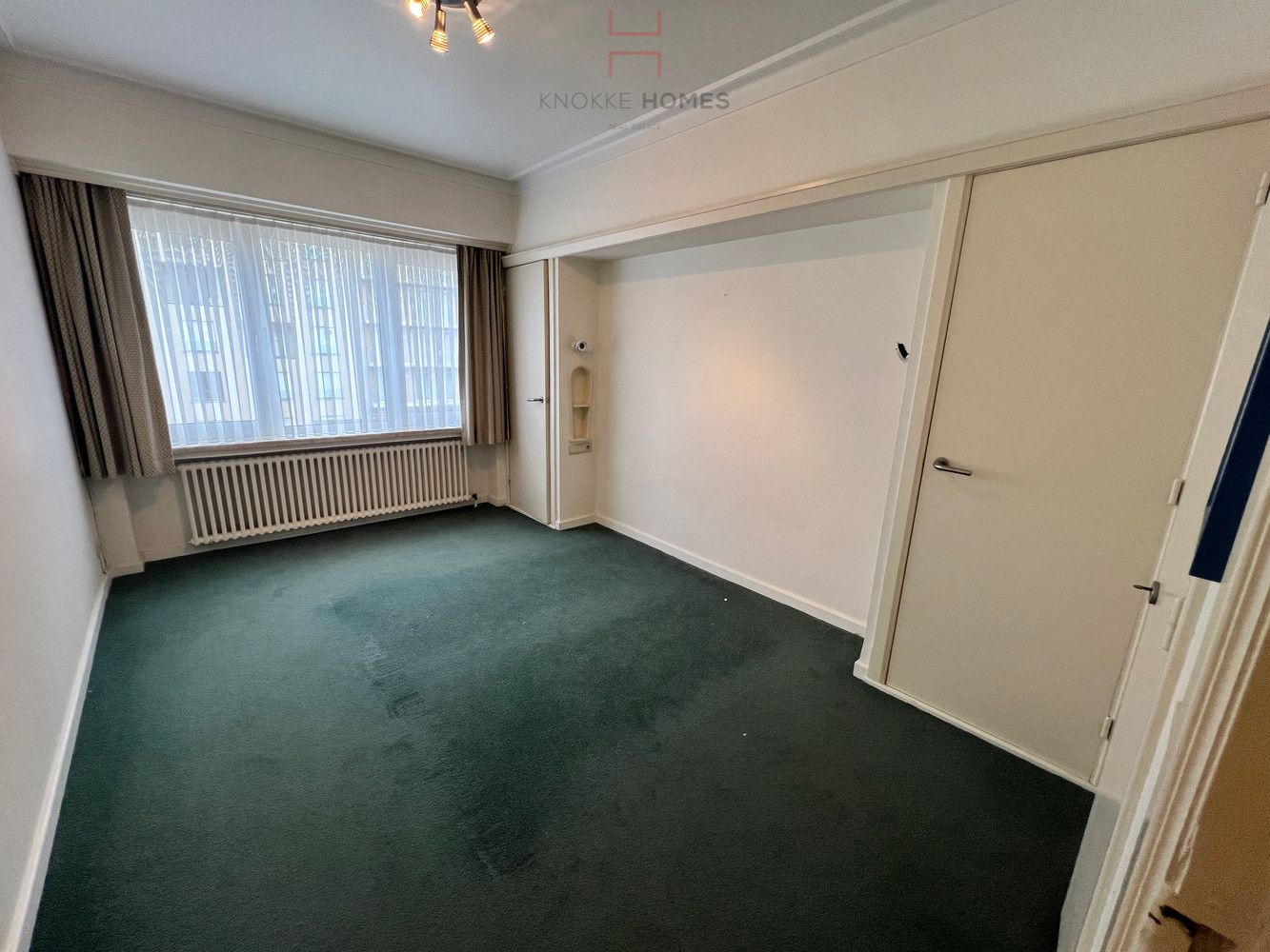 Bijzonder ruim instapklaar appartement op de zeedijk aan het Albertstrand foto 15