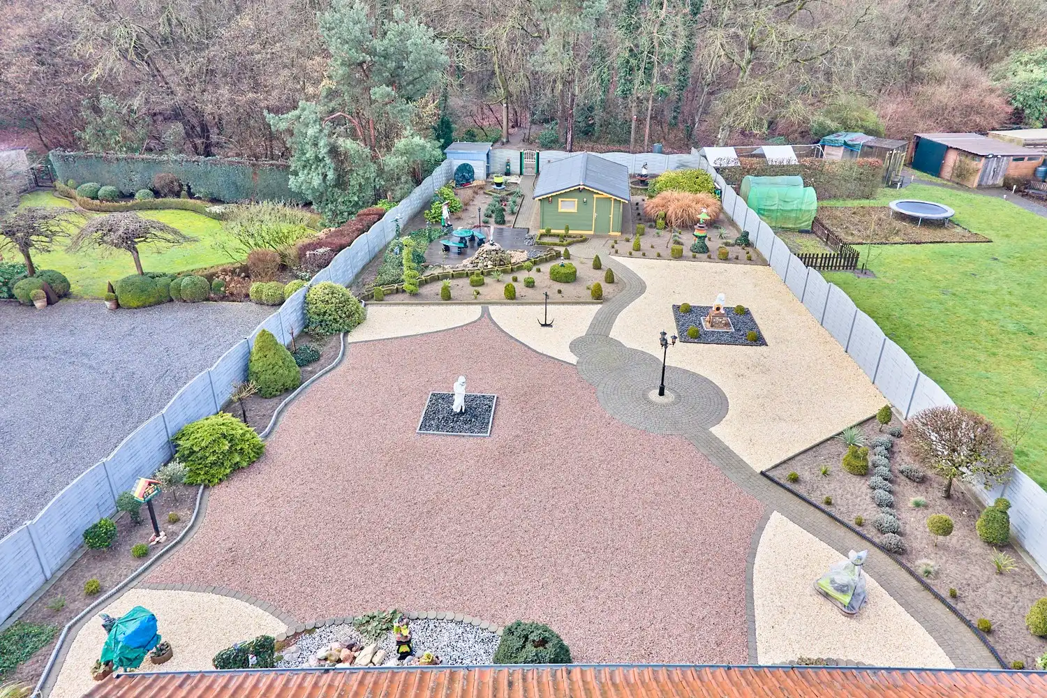 Goed onderhouden woning op ruim perceel in een bosrijke omgeving te Beringen. foto 22