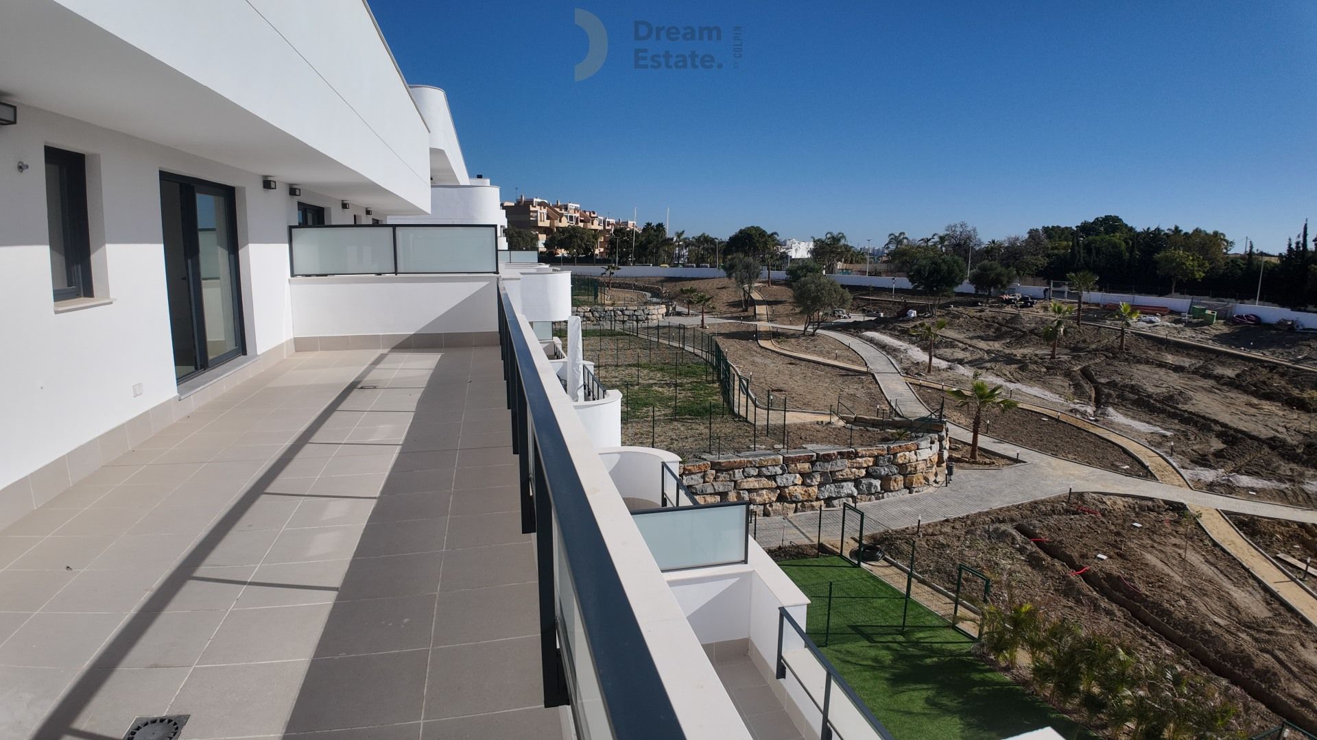 Instapklaar penthouse langs de New Golden Mile, Estepona. foto 12