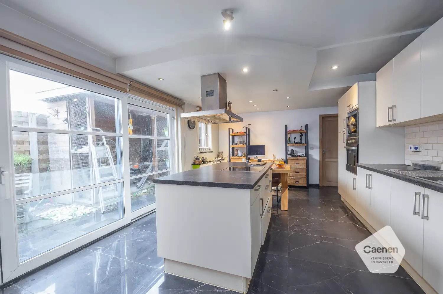 Recente half open woning te koop in Gistel foto 11