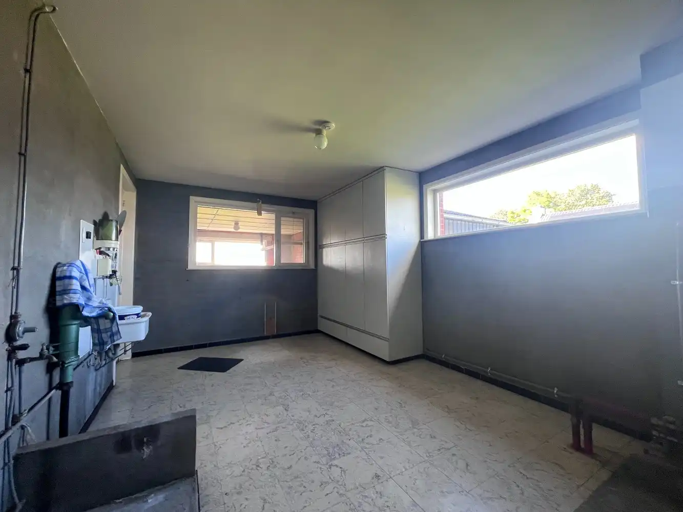Rustig gelegen woning met 3 slaapkamers en garage. foto 7
