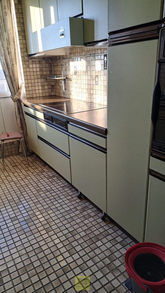 Ruim lichtrijk appartement op 12de verdieping - 4 slaapkamers! foto 4