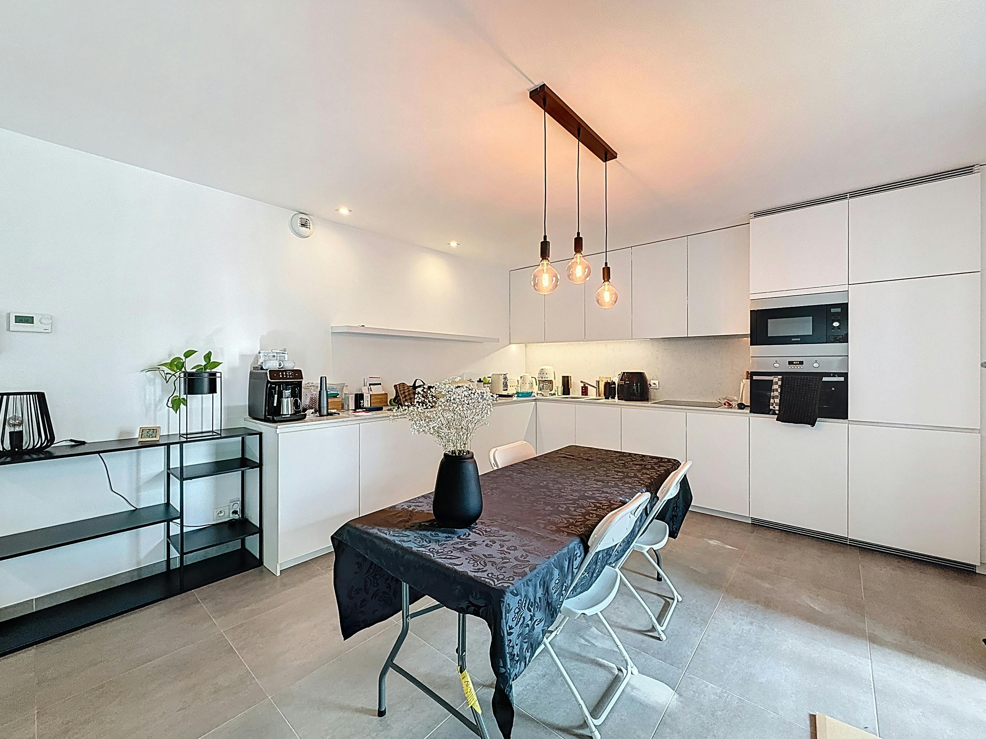 Instapklaar appartement met 2 kamers te huur in Waregem foto 2