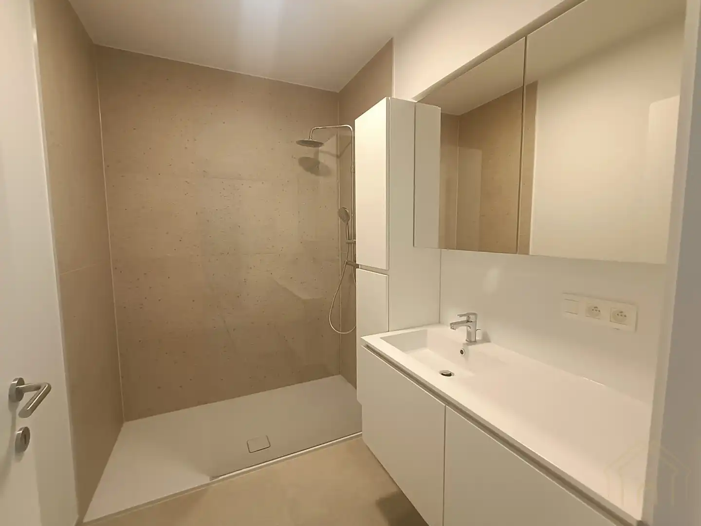 Appartement te koop foto 8