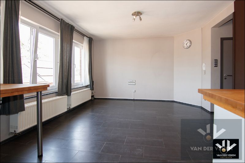 INSTAPKLAAR 2-SLPKAPP IN HET GEZELLIGE RUNKST foto 5