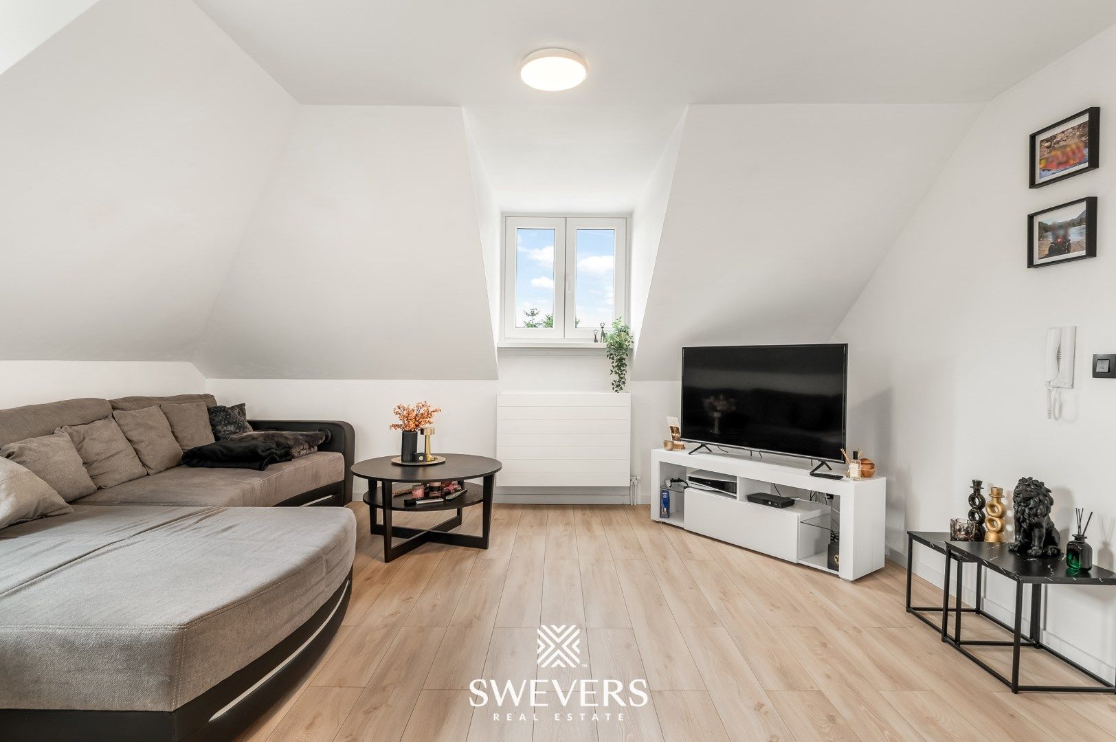 Instapklaar appartement met 2 slaapkamers in centrum Koersel foto 3