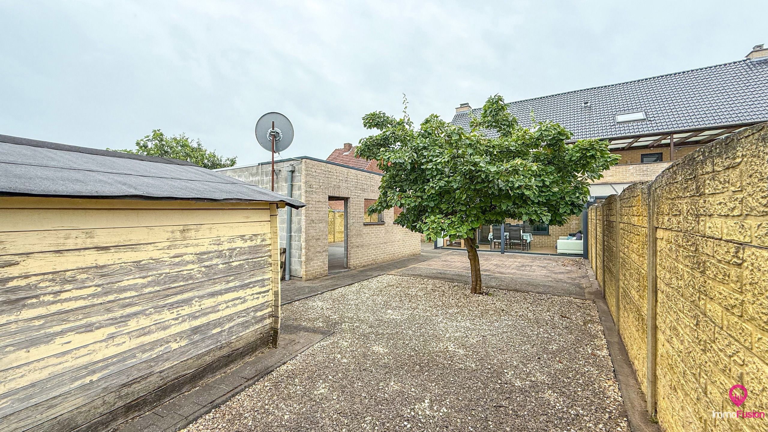 Gelijkvloers appartement met tuin en garage! foto 33