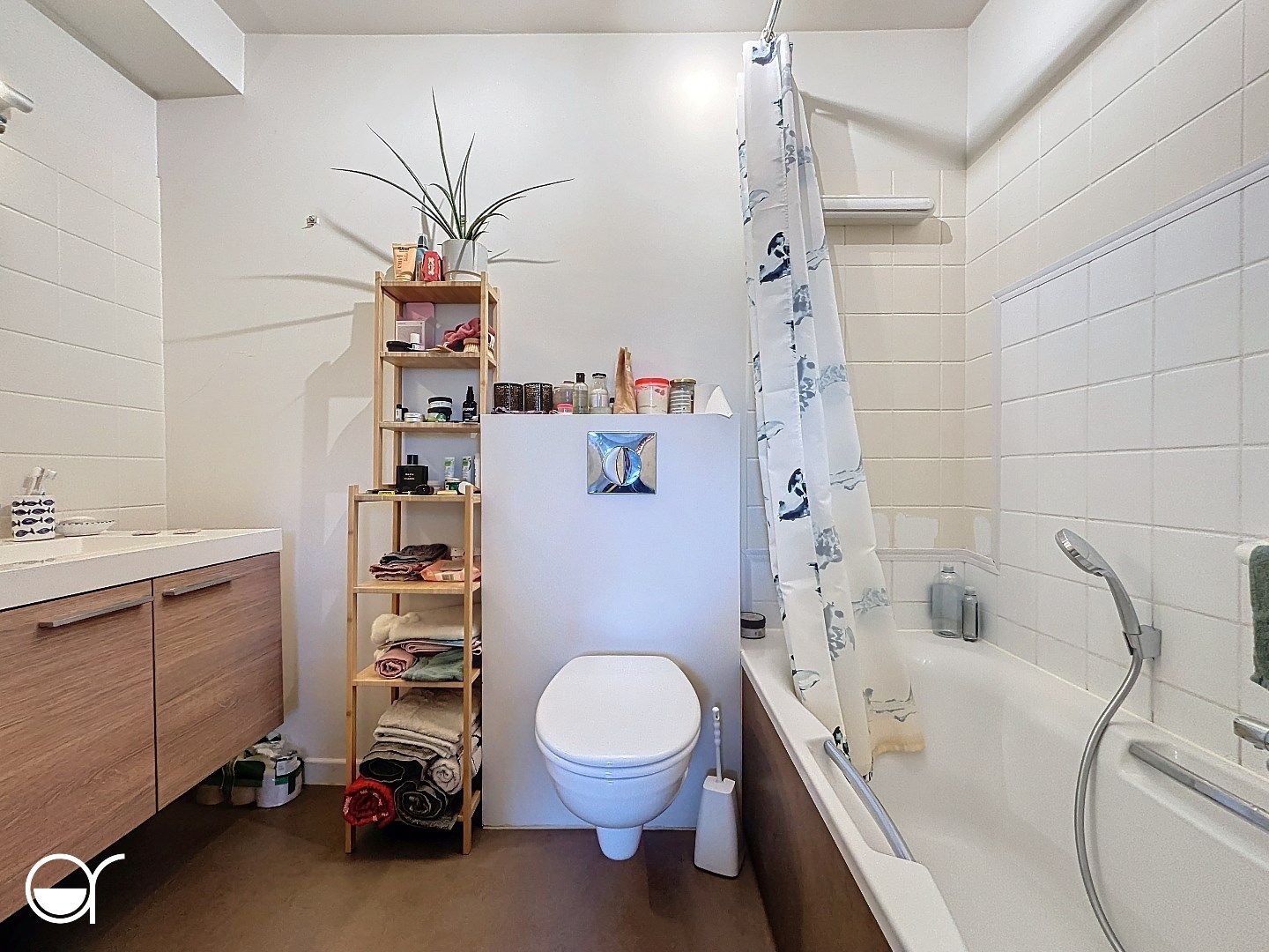 Leuk penthouse appartement met groot terras aan het station foto 18