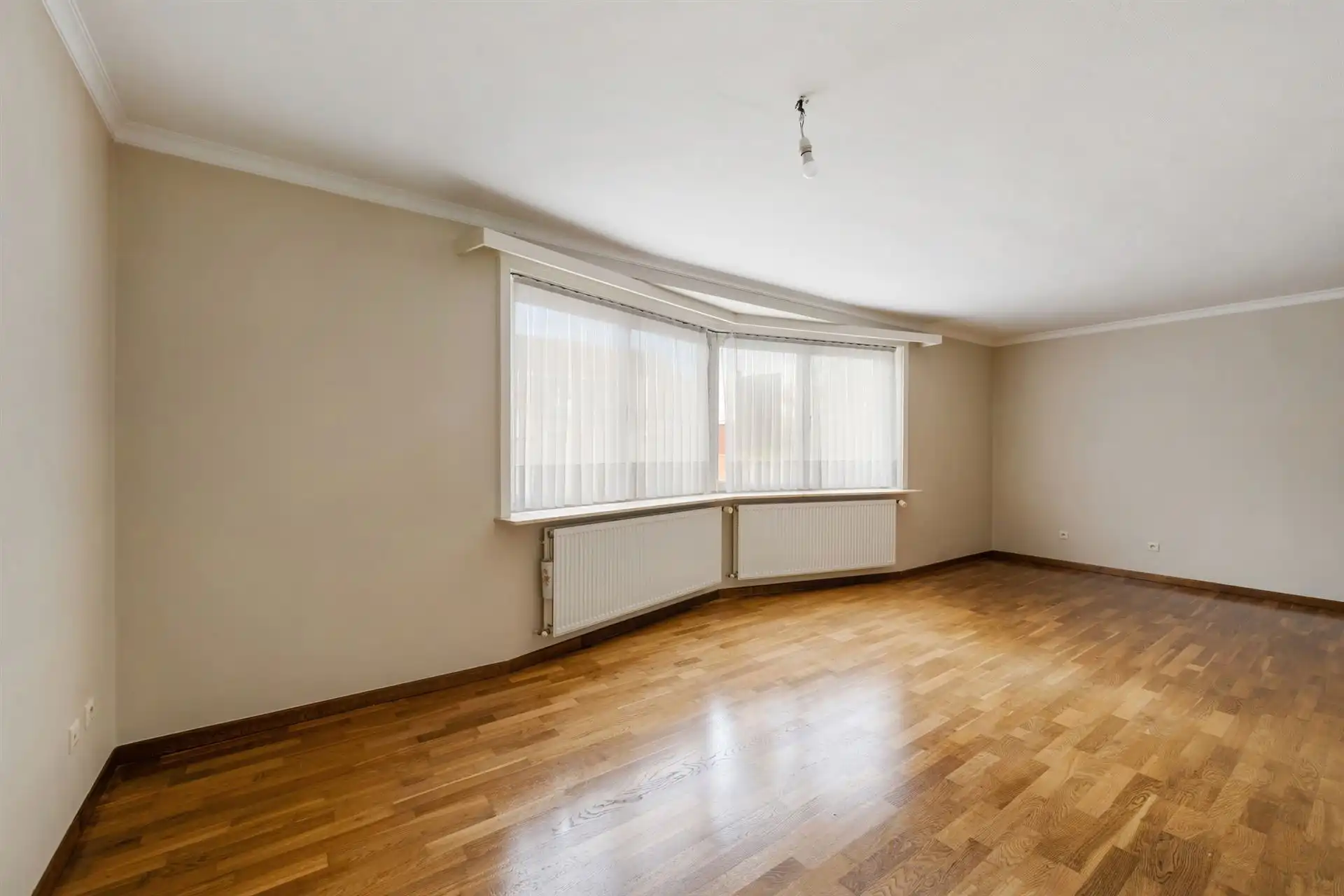 TOPgelegen leuk groot appartement met 2 slk en terras foto 9