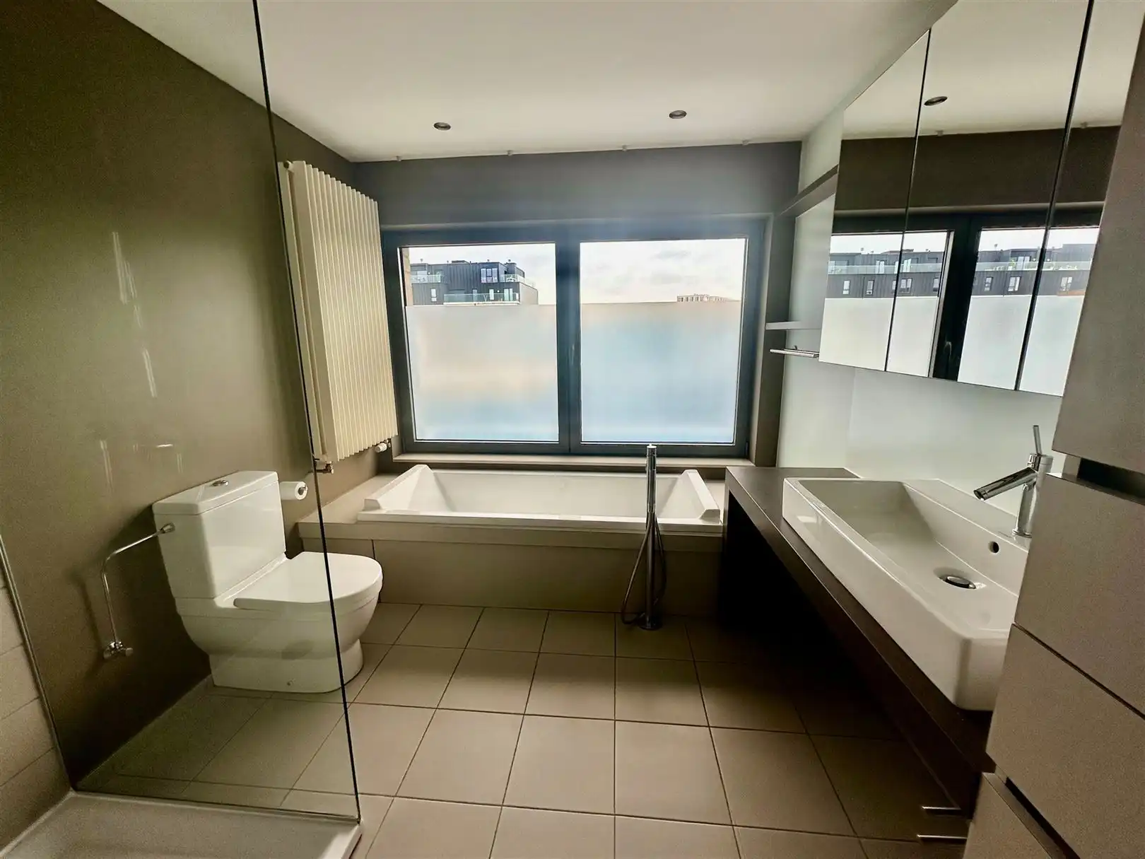 Beletagewoning te huur nabij de markt van Oudenaarde foto 7