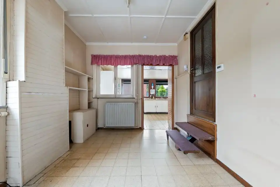 TE RENOVEREN GEZINSWONING MET GARAGE IN HET CENTRUM VAN GINGELOM foto 11