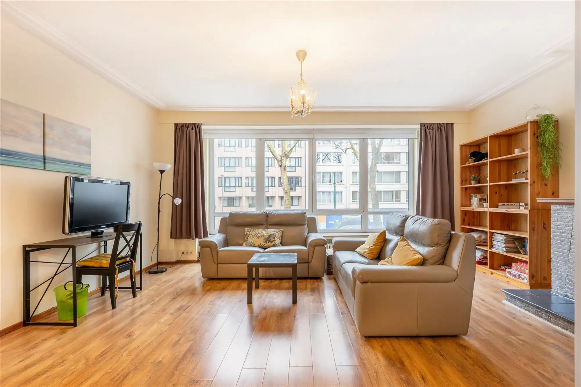 Gemeubeld appartement met 2 slk + terras foto 3