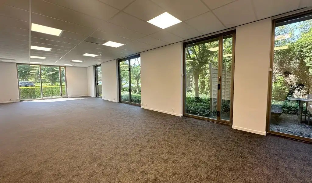 Instapklare kantoren te huur in Latem Business Park foto 4