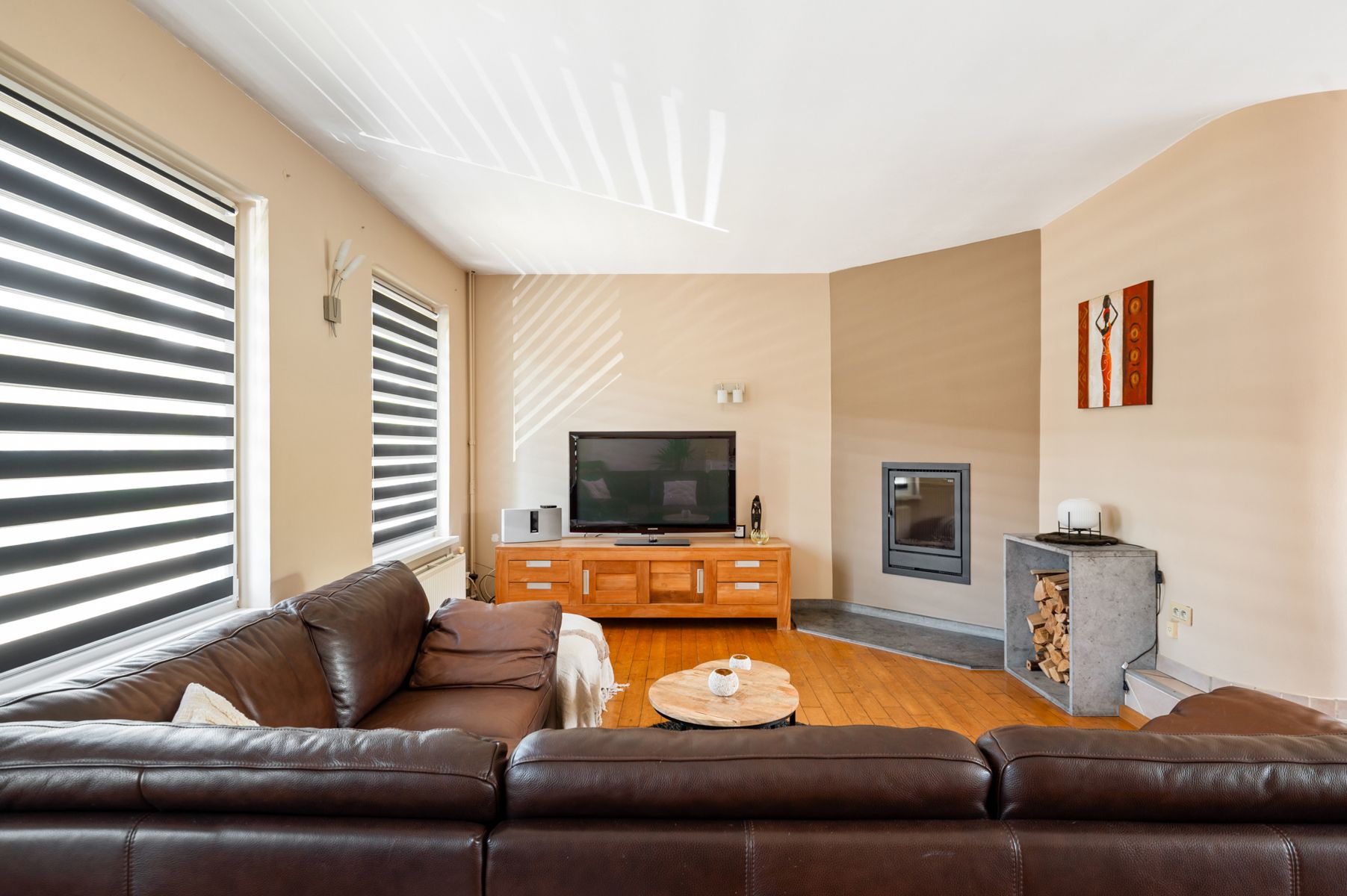 Ruime beletagewoning met extra breedte en EPC-label B in rustige wijk foto 4