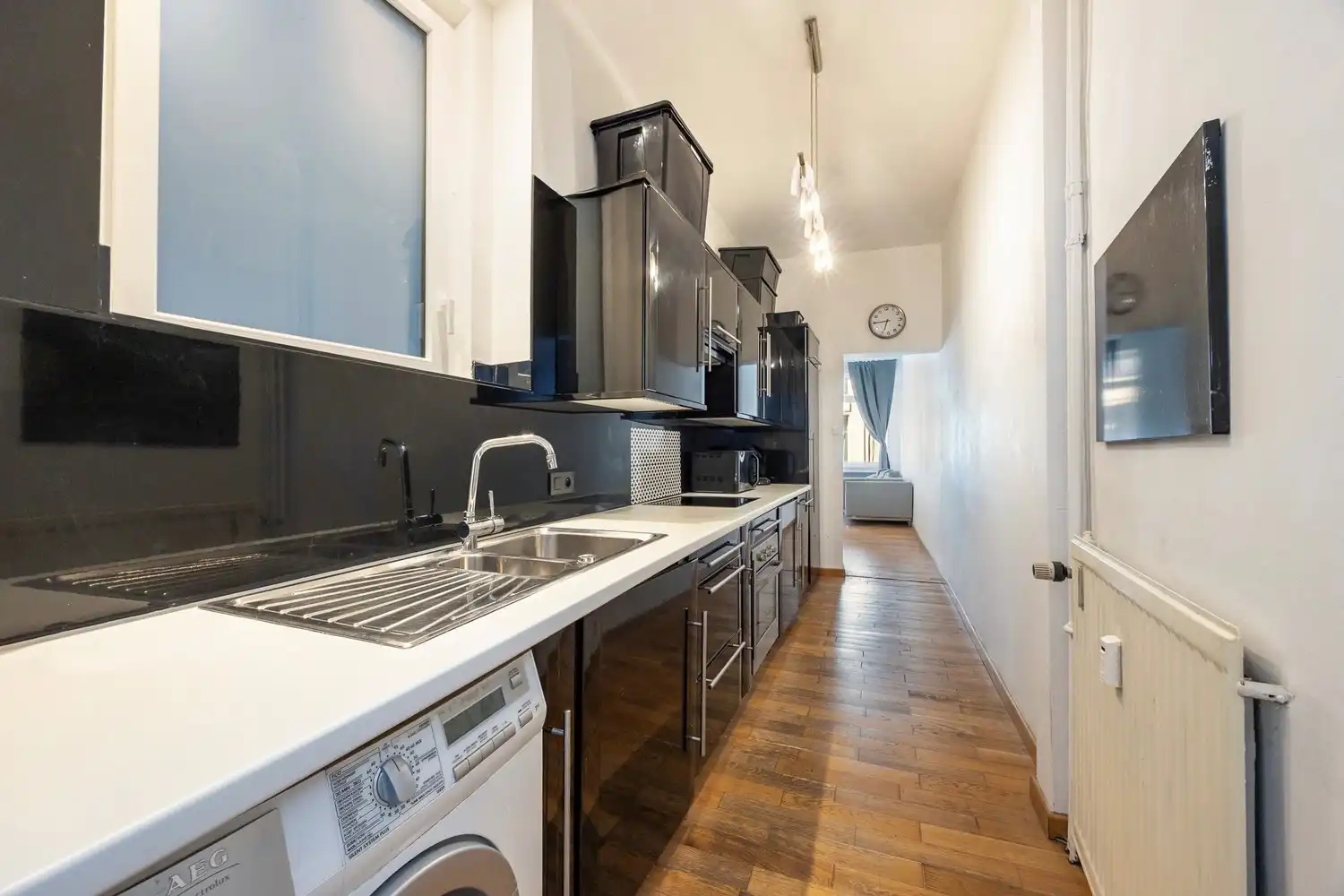 Instapklaar 1-slpkamerappartement op toplocatie in centrum Antwerpen foto 8