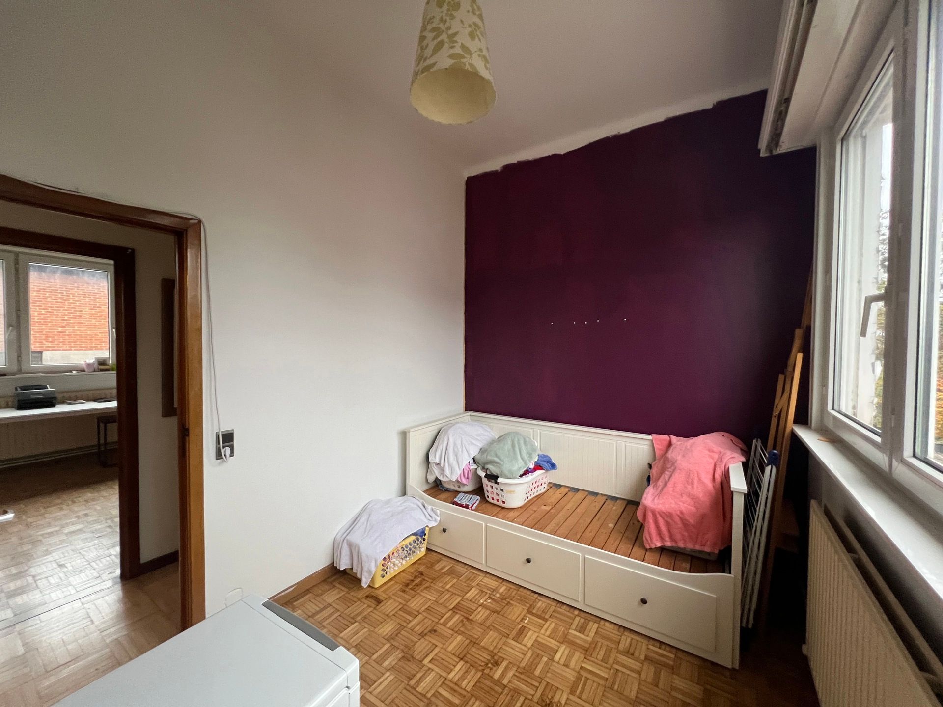 Ruime deels gerenoveerde villa met eclectische architectuur  foto 24