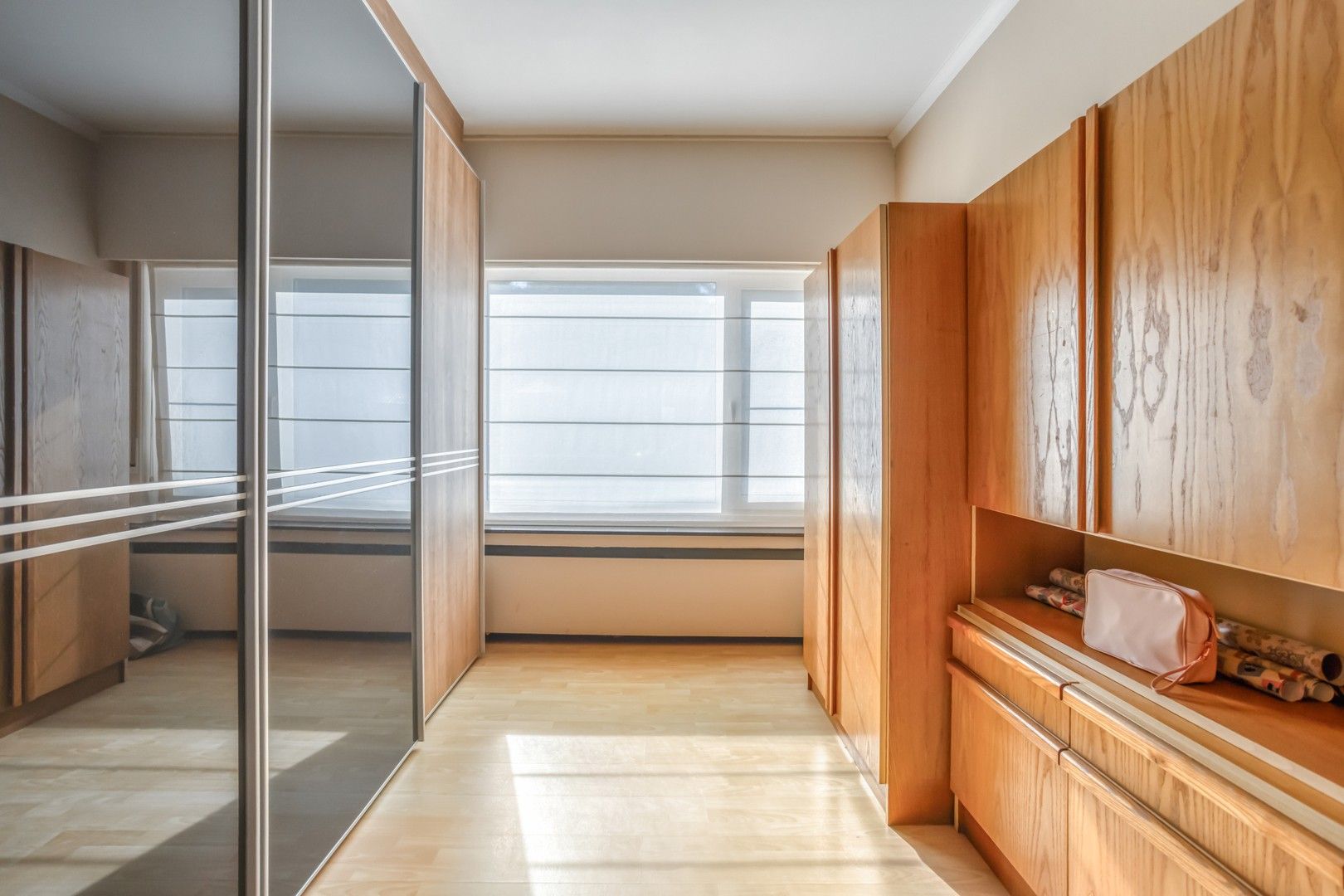 Instapklare Woning met Vergunde Loods en Kantoorruimte! foto 10