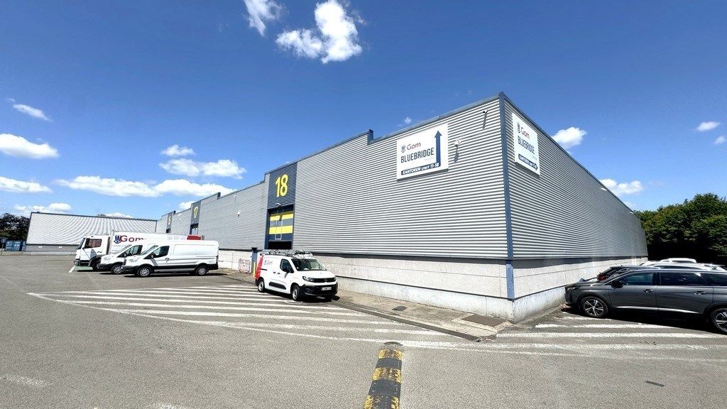 Magazijn met kantoor te huur nabij A12 in Aartselaar Business Estate foto 14
