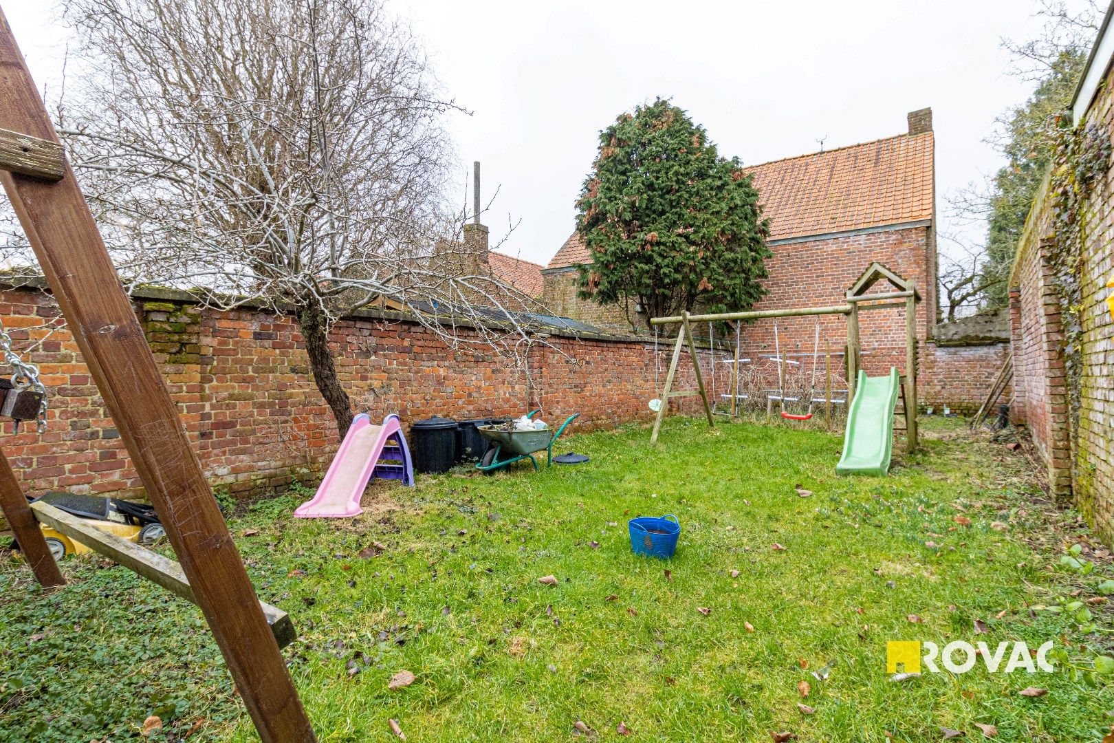 Verrassend ruime woning in centrum Izegem met 4 slaapkamers en tuin foto 15