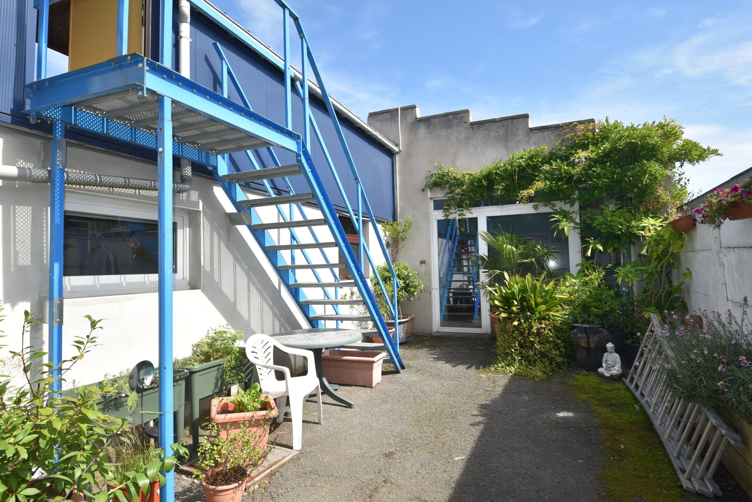 Atelier/praktijk met zeer ruime woonst in Nieuwkerken foto 25