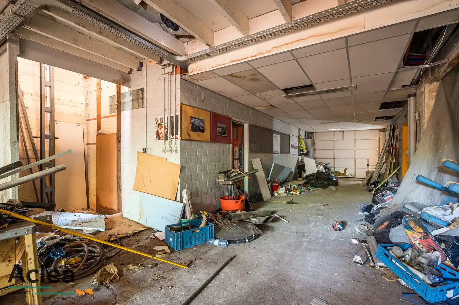 Te renoveren woning met grote magazijnruimte en veel potentieel foto 31