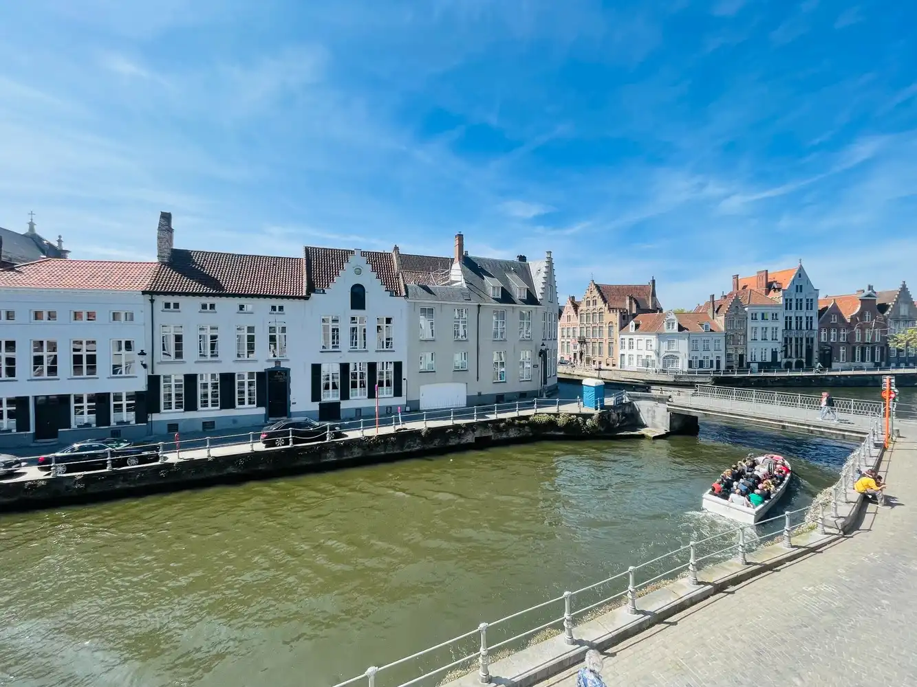 Brugge, aan de SINT-ANNAREI ,  PRACHTIG&nbsp; APPARTEMENT in een herenhuis  Living 60 m² met  mezzanine van 50m² + 2 Slaapkamers, foto 5