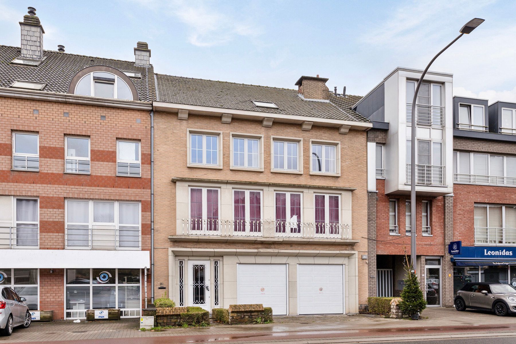 Te renoveren karaktervolle herenwoning met tuin op 6a28ca! foto 1